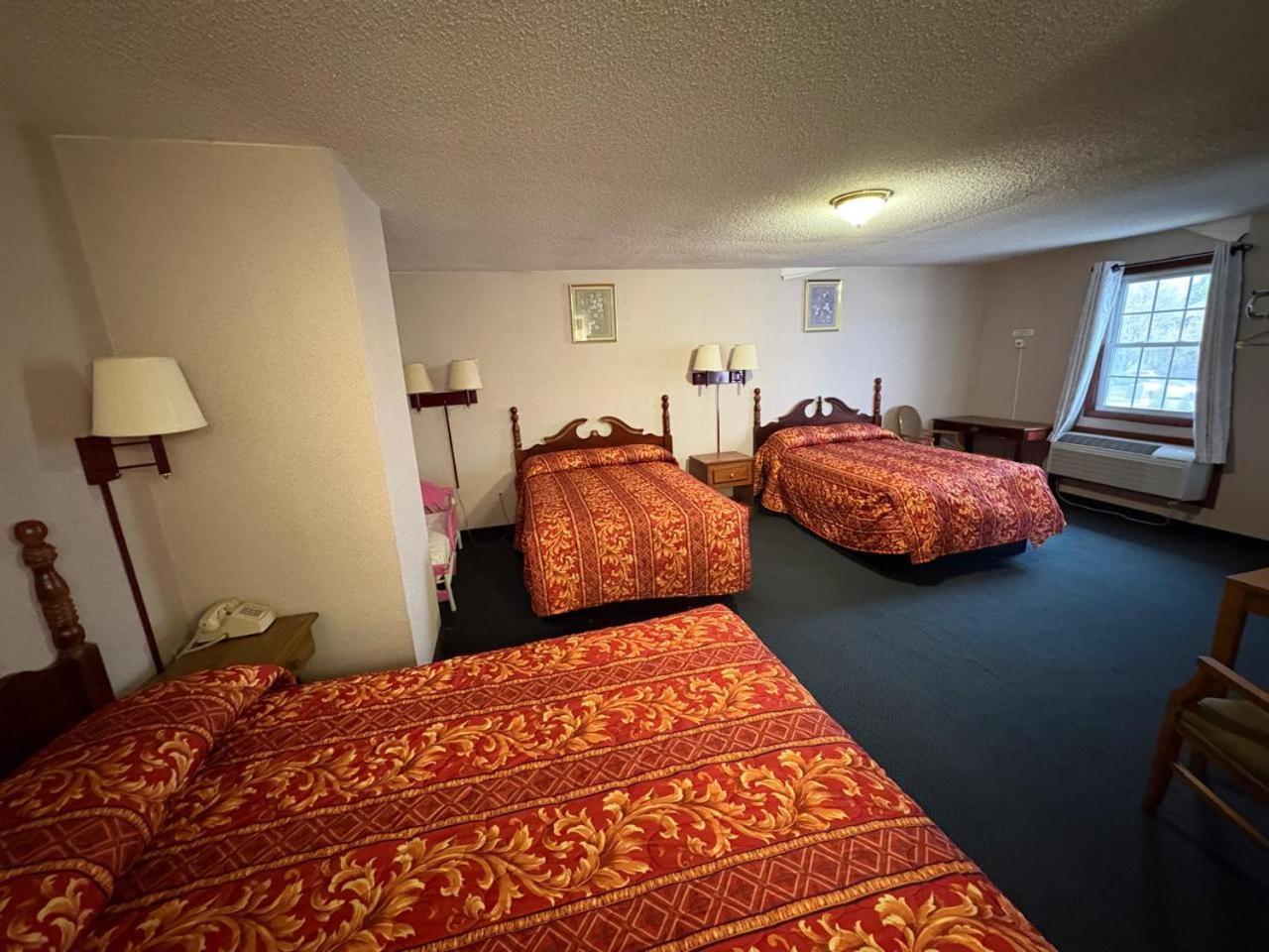 Dutch Motel By Oyo Near Hershey Park ปาร์มไมรา ภายนอก รูปภาพ