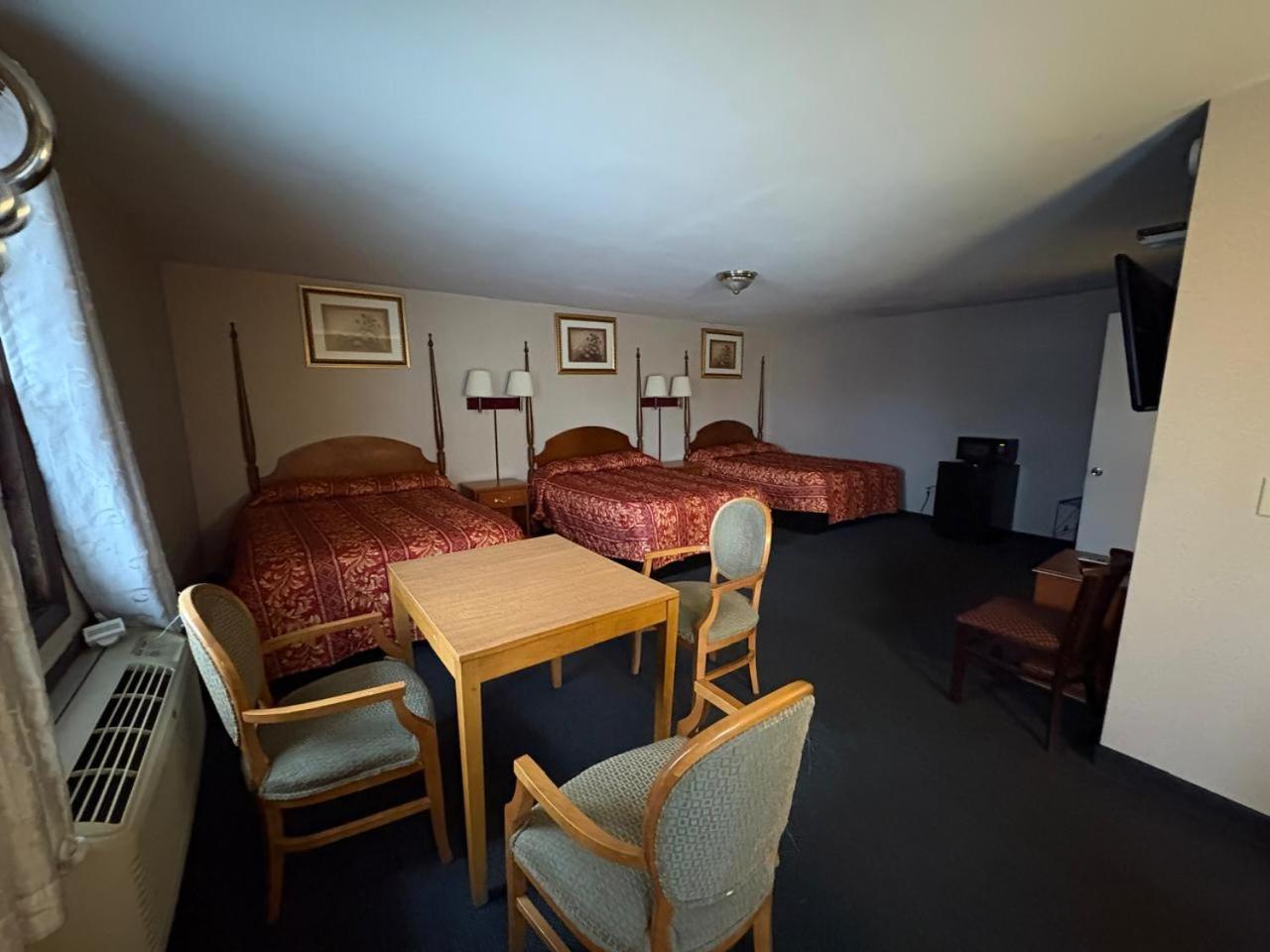 Dutch Motel By Oyo Near Hershey Park ปาร์มไมรา ภายนอก รูปภาพ