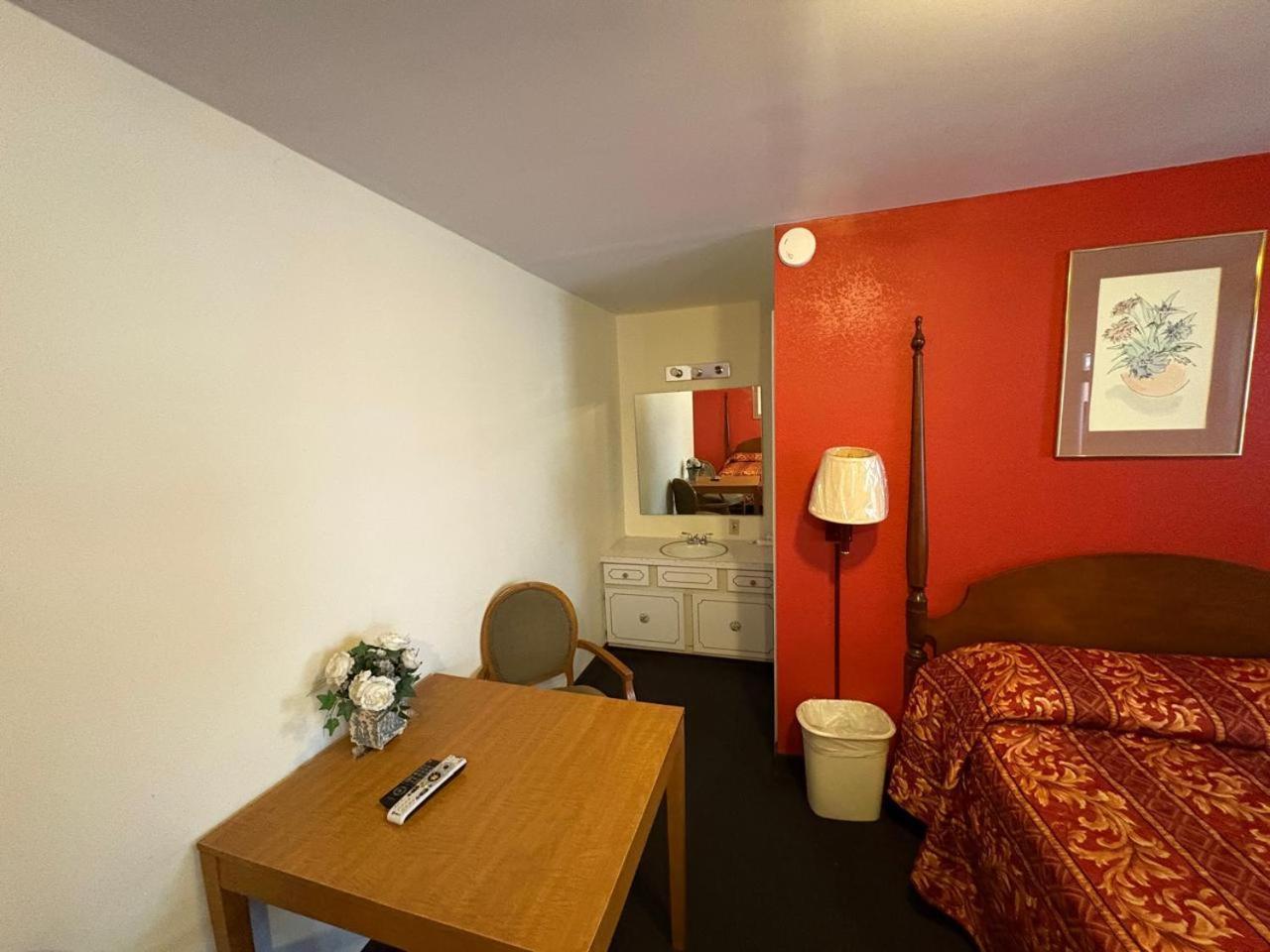 Dutch Motel By Oyo Near Hershey Park ปาร์มไมรา ภายนอก รูปภาพ