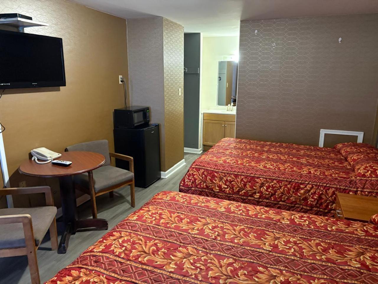 Dutch Motel By Oyo Near Hershey Park ปาร์มไมรา ภายนอก รูปภาพ