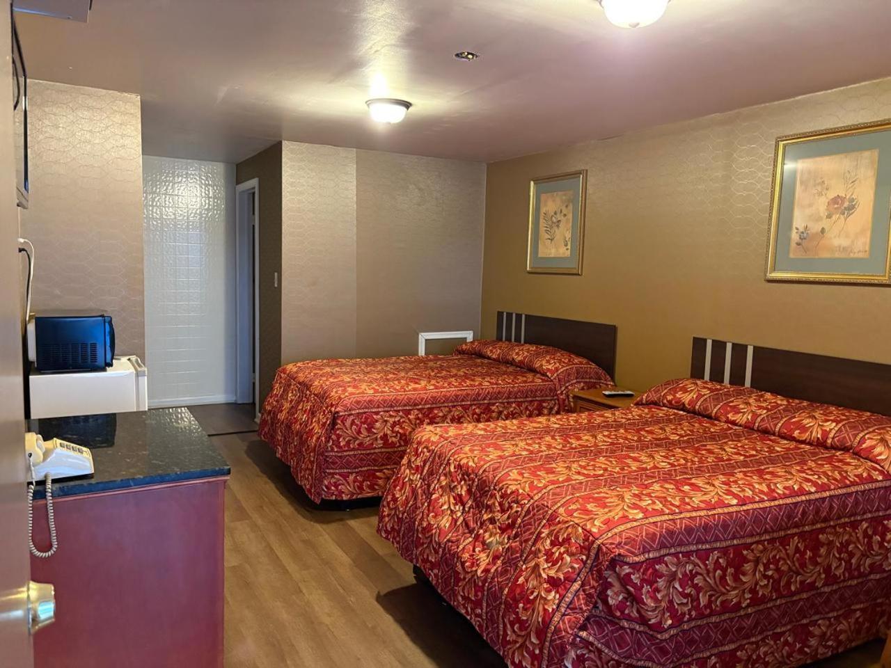 Dutch Motel By Oyo Near Hershey Park ปาร์มไมรา ภายนอก รูปภาพ