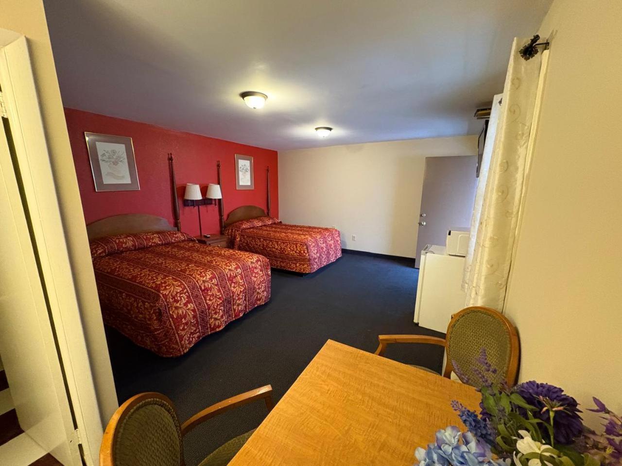 Dutch Motel By Oyo Near Hershey Park ปาร์มไมรา ภายนอก รูปภาพ