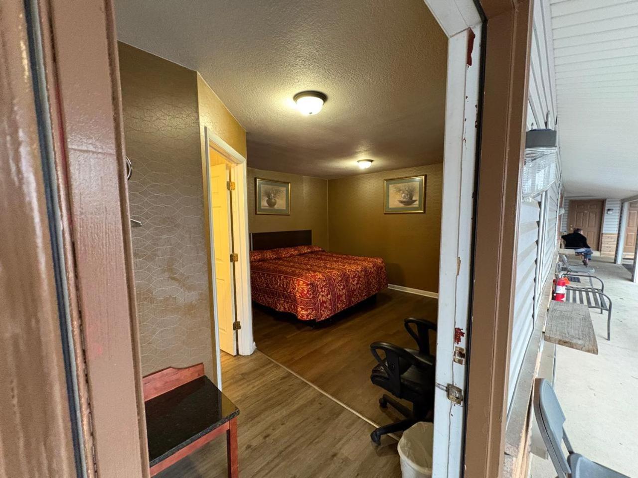 Dutch Motel By Oyo Near Hershey Park ปาร์มไมรา ภายนอก รูปภาพ
