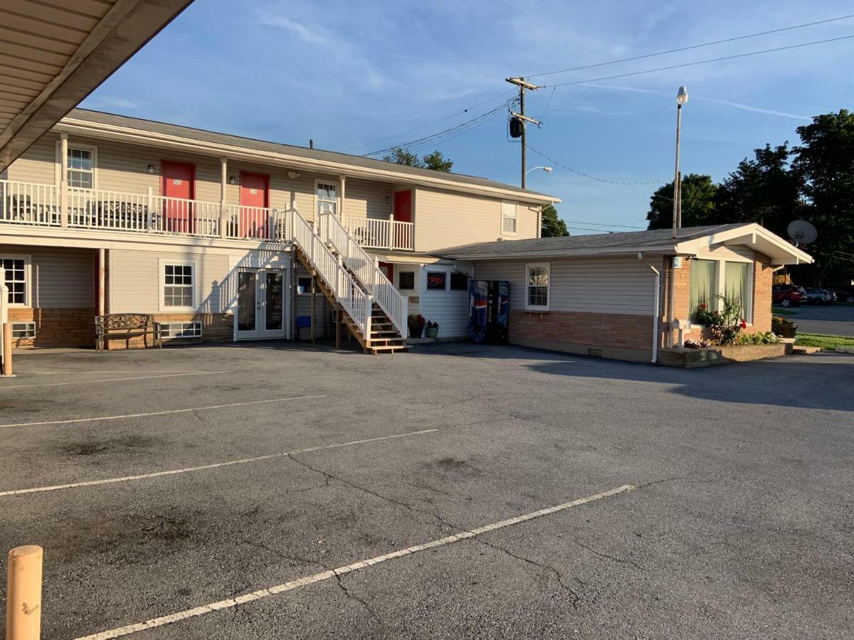 Dutch Motel By Oyo Near Hershey Park ปาร์มไมรา ภายนอก รูปภาพ