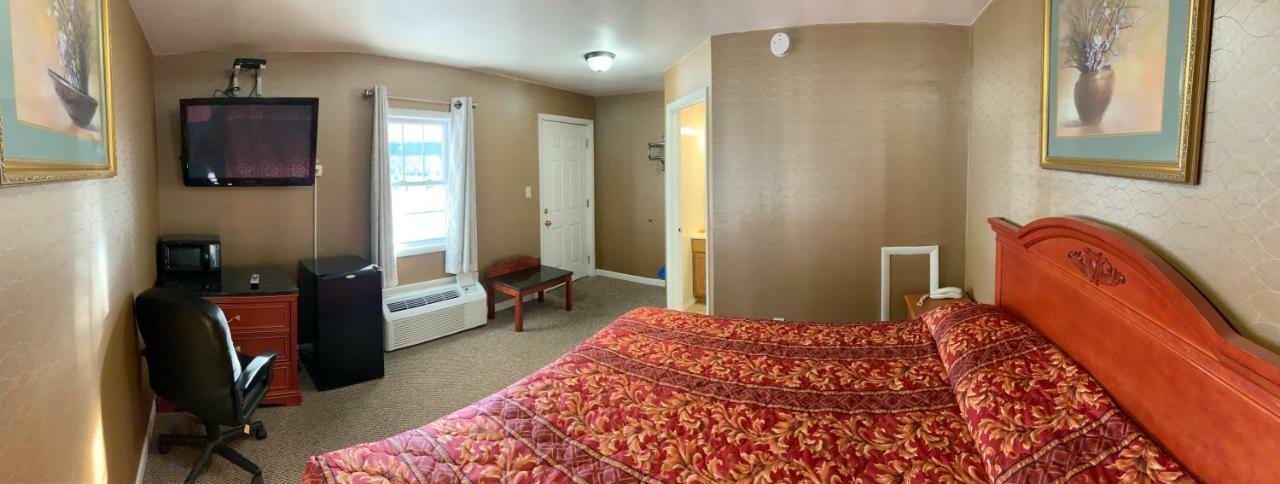 Dutch Motel By Oyo Near Hershey Park ปาร์มไมรา ภายนอก รูปภาพ